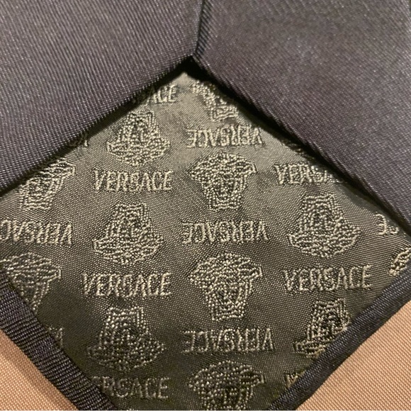 Gianni Versace Black tie - Picture 3 of 5